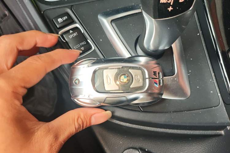 Used BMW 3 Series 2018 320Li Fashion Model Vehicle Key