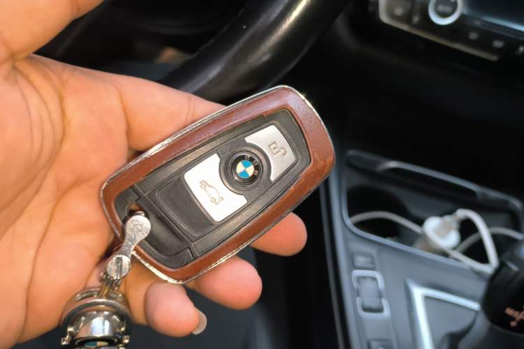 Used BMW 3 Series 2018 318Li Vehicle Key