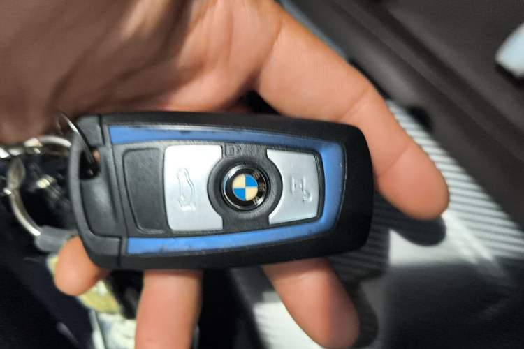 Used BMW 3 Series 2018 320i M Sport Night Edition Vehicle Key