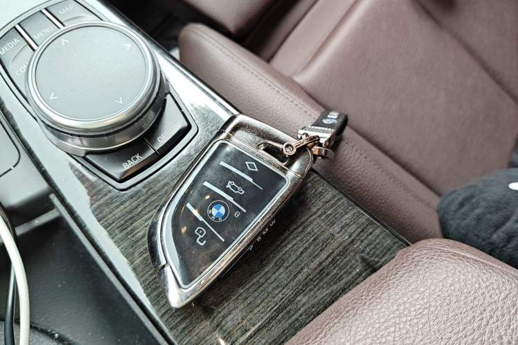 Used BMW 3 Series 2018 320Li Leading Luxury Package Vehicle Key