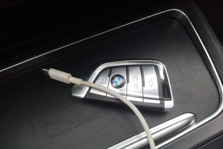 Used BMW 3 Series 2018 330Li M Sport Shadow Edition Vehicle Key
