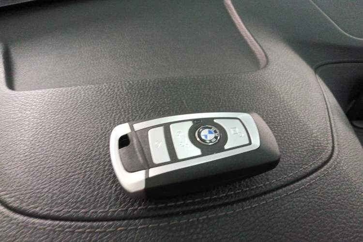 Used BMW 3 Series 2018 320Li Fashion Model Vehicle Key