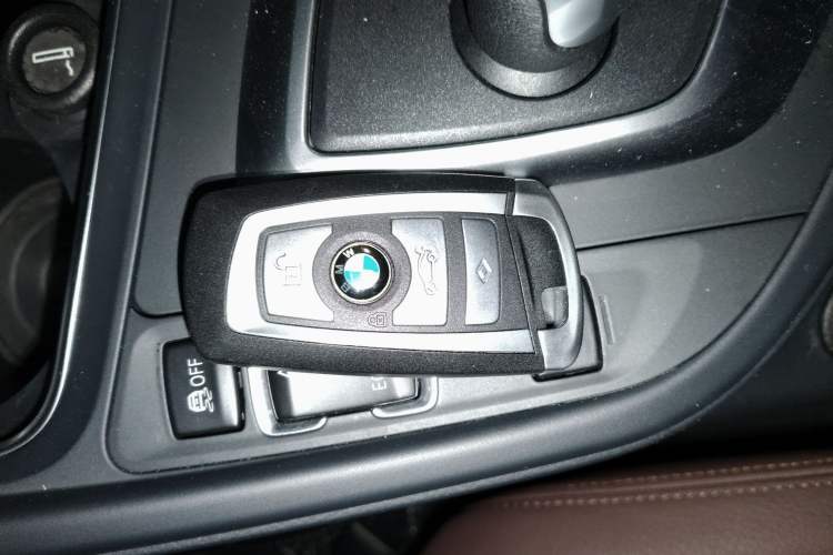 Used BMW 3 Series 2018 320Li Fashion Model Vehicle Key