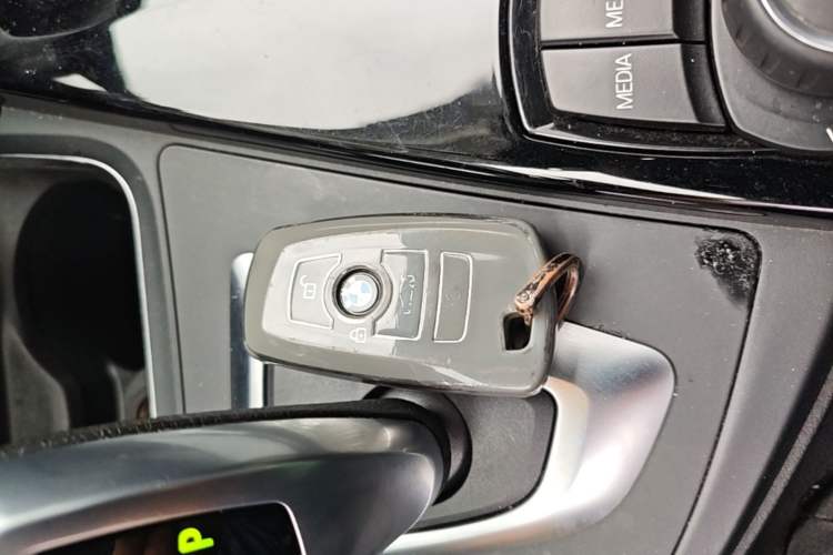 Used BMW 3 Series 2018 320Li Fashion Model Vehicle Key