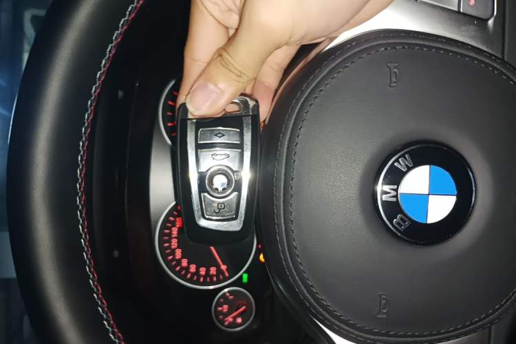 Used BMW 3 Series 2018 320Li Fashion Model Vehicle Key