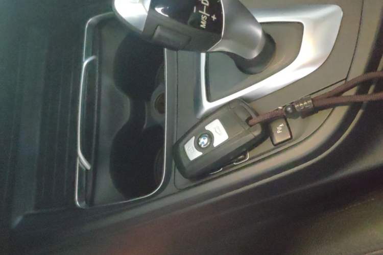 Used BMW 3 Series 2018 320Li xDrive Fashion Model Vehicle Key