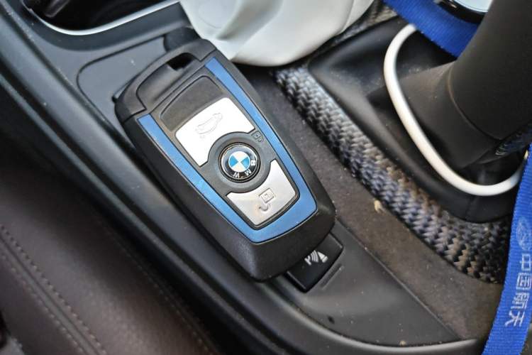 Used BMW 3 Series 2018 320Li Leading Model M Sport Package Vehicle Key