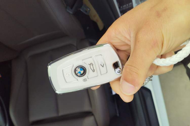 Used BMW 3 Series 2018 320Li xDrive Fashion Model Vehicle Key