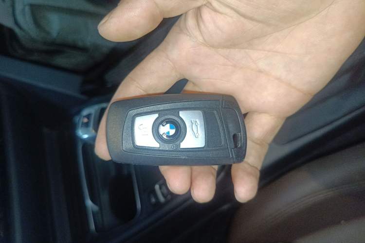 Used BMW 3 Series 2018 320Li xDrive Fashion Model Vehicle Key