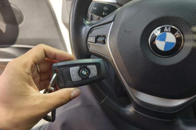 Used BMW 3 Series 2018 318Li Vehicle Key