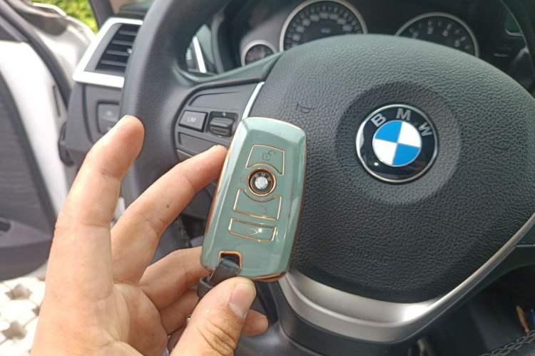Used BMW 3 Series 2018 318Li Vehicle Key