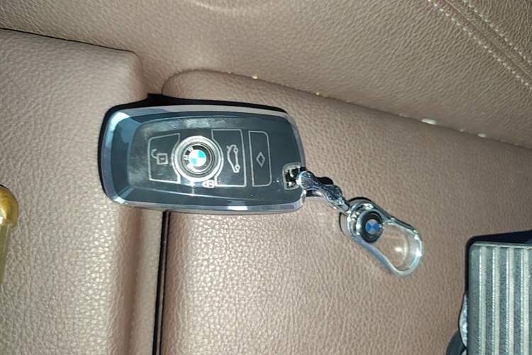 Used BMW 3 Series 2018 320Li Fashion Model Vehicle Key