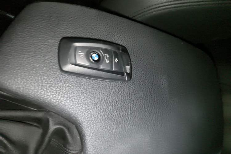 Used BMW 3 Series 2018 320Li Leading Model M Sport Package Vehicle Key