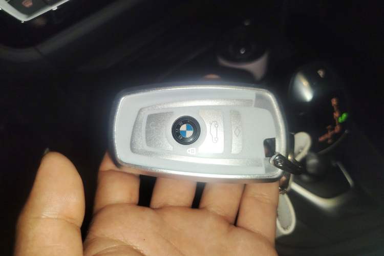 Used BMW 3 Series 2018 318i Vehicle Key