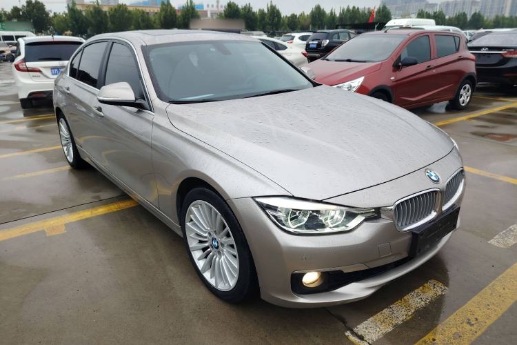 Used BMW 3 Series 2018 320Li Fashion Model Front Right 45 Deg