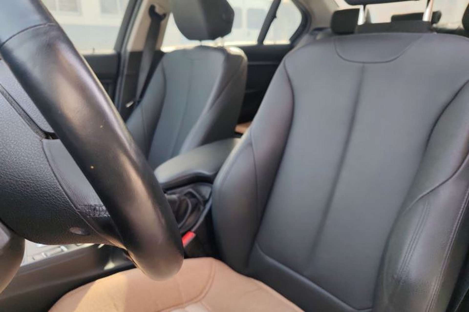 Used BMW 3 Series 2018 320Li Fashion Model Left Front Seat