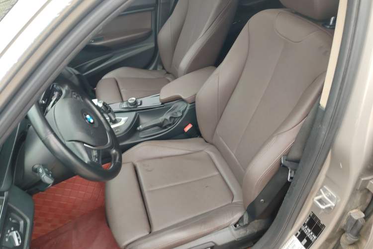 Used BMW 3 Series 2018 320Li Fashion Model Left Front Seat