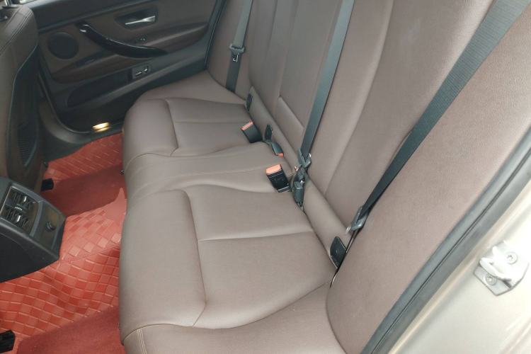 Used BMW 3 Series 2018 320Li Fashion Model Left Rear Seat
