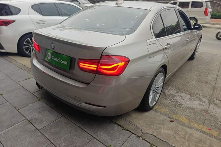 Used BMW 3 Series 2018 320Li Fashion Model Rear Right 45 Deg