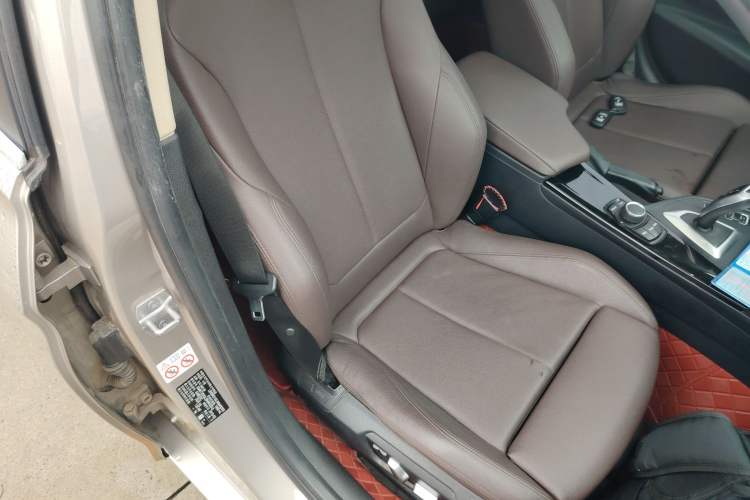 Used BMW 3 Series 2018 320Li Fashion Model Right Front Seat