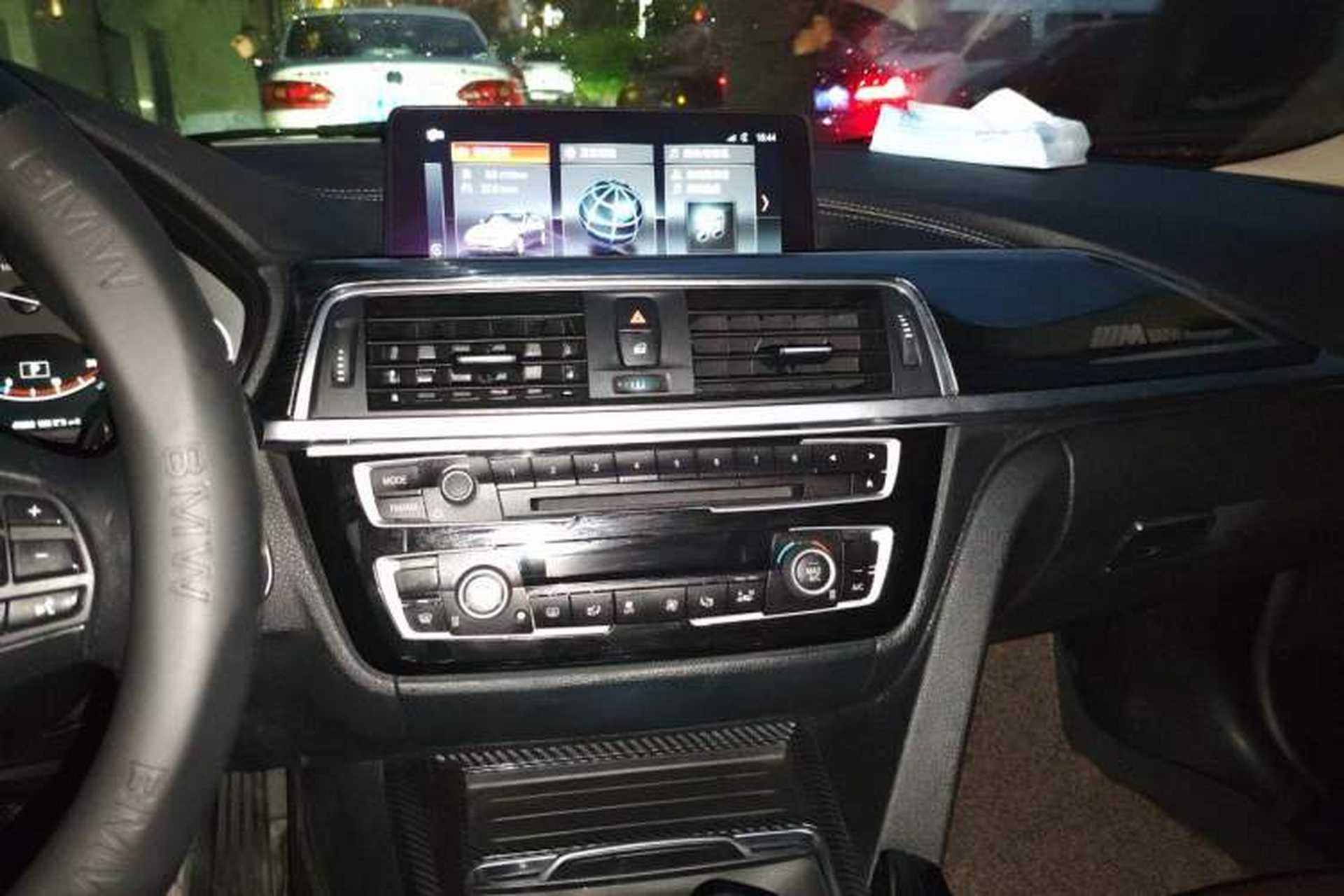 Used BMW 3 Series 2019 320Li Fashion Model Audio And AC Panel