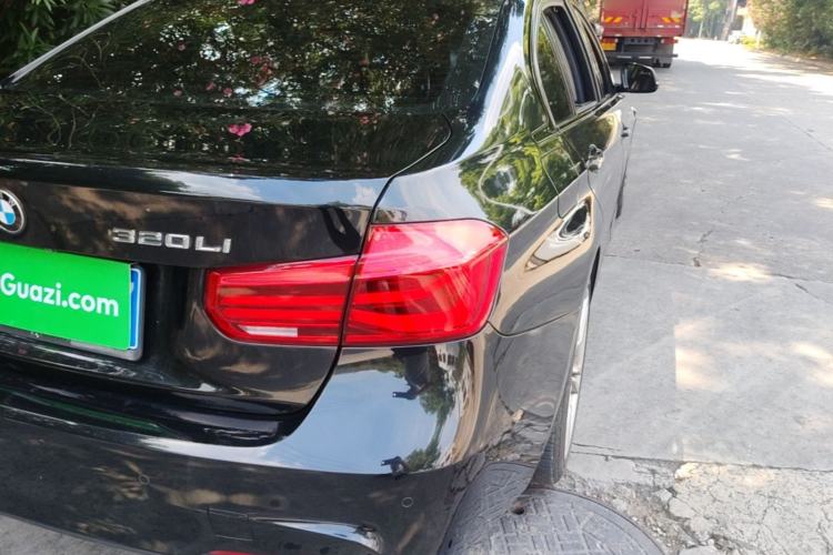 Used BMW 3 Series 2019 320Li M Luxury Package Exterior 3