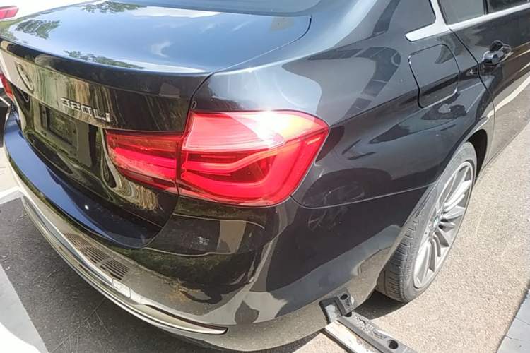 Used BMW 3 Series 2019 320Li xDrive Fashion Model Exterior 3