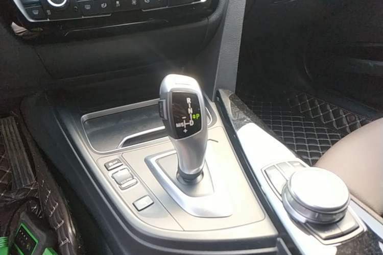 Used BMW 3 Series 2019 320Li xDrive Fashion Model Gear Lever