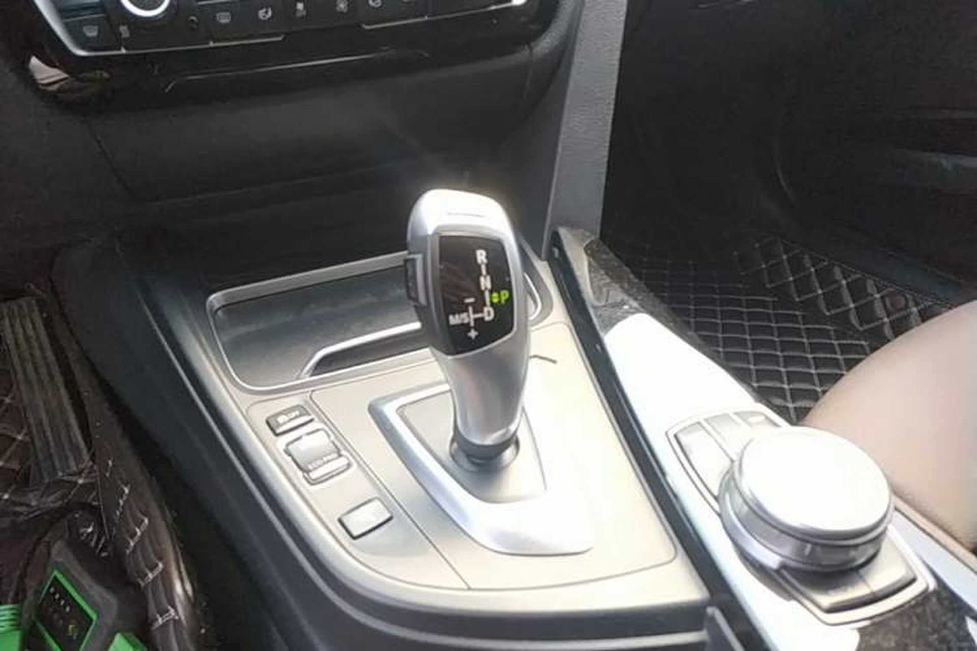 Used BMW 3 Series 2019 320Li xDrive Fashion Model Gear Lever