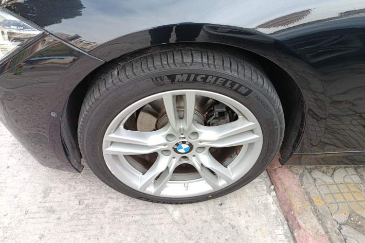 Used BMW 3 Series 2019 320Li M Sport Package Left Front Wheel Hub