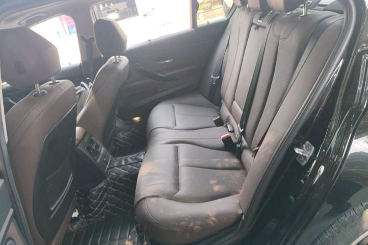 Used BMW 3 Series 2019 320Li M Luxury Package Left Rear Seat