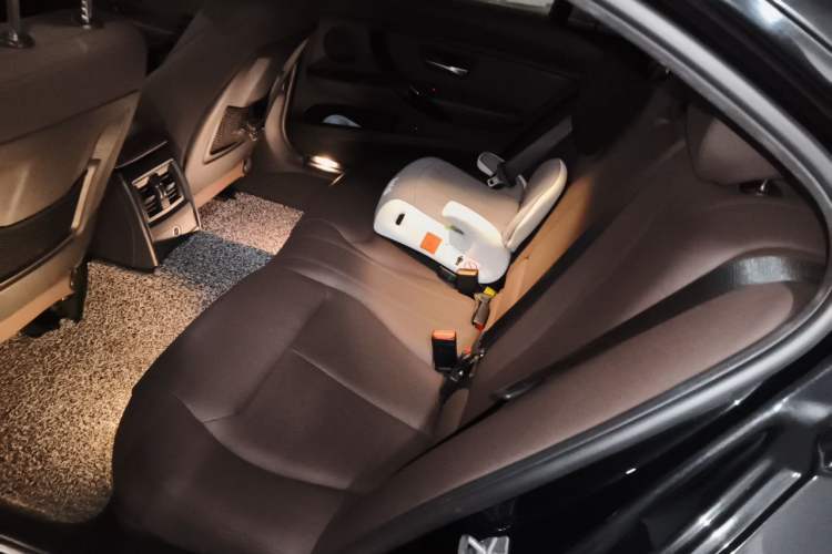 Used BMW 3 Series 2019 320i M Sport Package Left Rear Seat