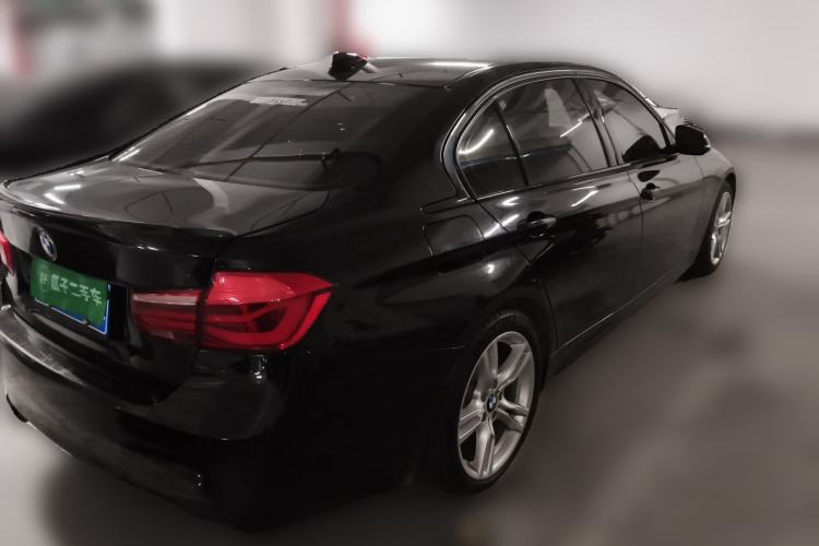 Used BMW 3 Series 2019 320i M Sport Package Rear Right 45 Deg