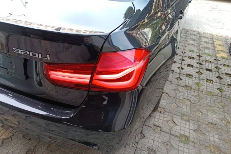 Used BMW 3 Series 2019 320Li M Sport Package Right Rear Taillight