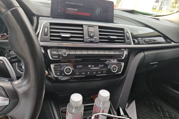 Used BMW 3 Series 2019 320Li M Luxury Package Audio And AC Panel