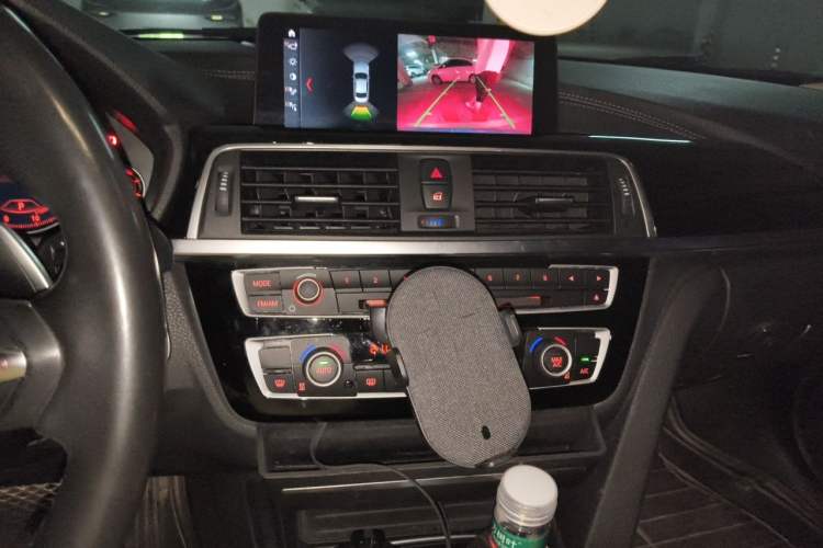Used BMW 3 Series 2019 320Li M Sport Package Audio And AC Panel
