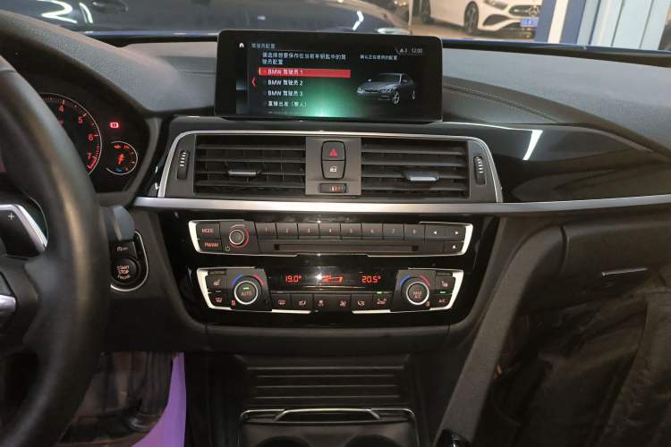 Used BMW 3 Series 2019 320Li M Luxury Package Audio And AC Panel