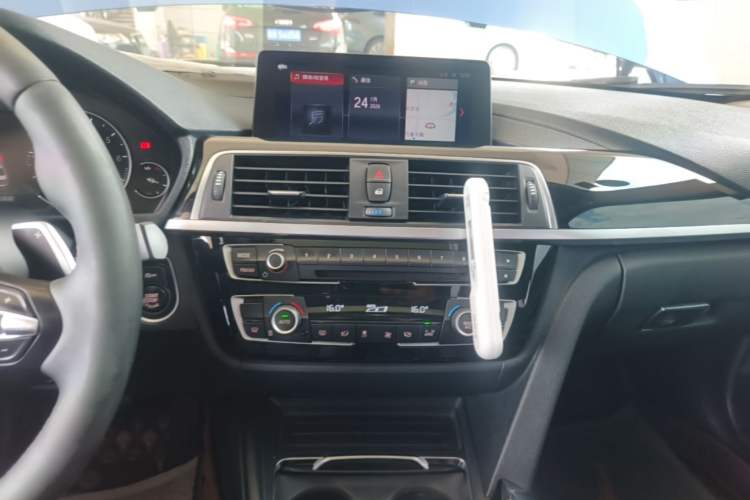 Used BMW 3 Series 2019 320Li M Luxury Package Audio And AC Panel
