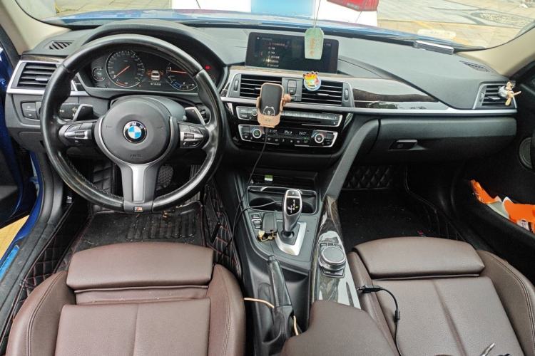 Used BMW 3 Series 2019 320Li M Sport Night Edition Center Console