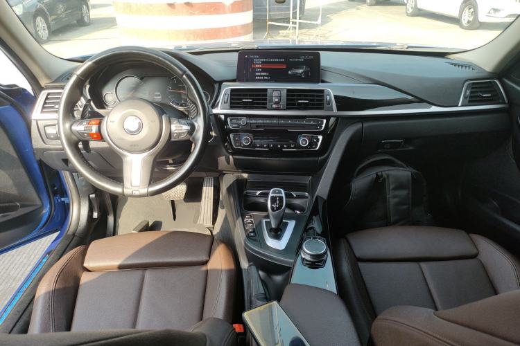 Used BMW 3 Series 2019 320Li M Sport Package Center Console