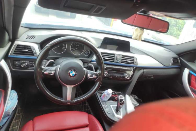 Used BMW 3 Series 2019 320Li M Sport Package Center Console