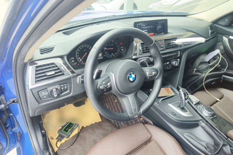 Used BMW 3 Series 2019 320Li M Sport Night Edition Center Console