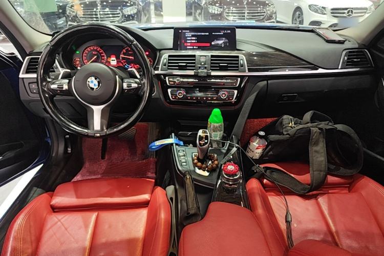 Used BMW 3 Series 2019 320Li M Sport Night Edition Center Console