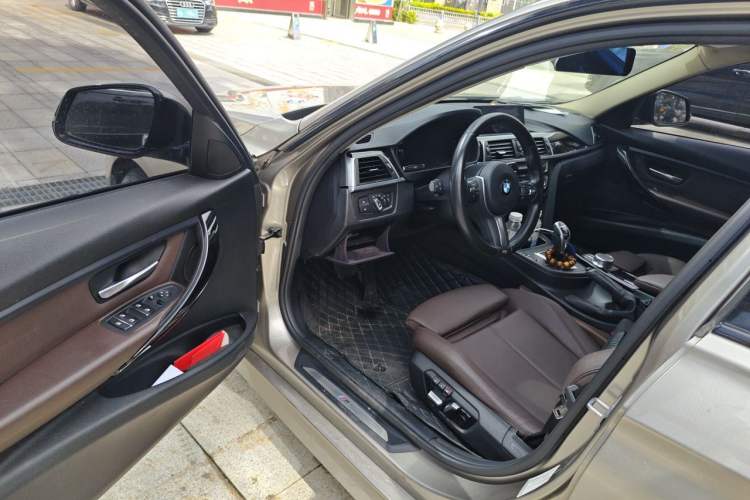 Used BMW 3 Series 2019 320Li M Luxury Package Driver Seat