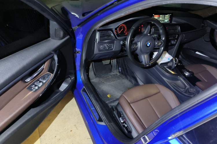 Used BMW 3 Series 2019 320Li M Sport Package Driver Seat