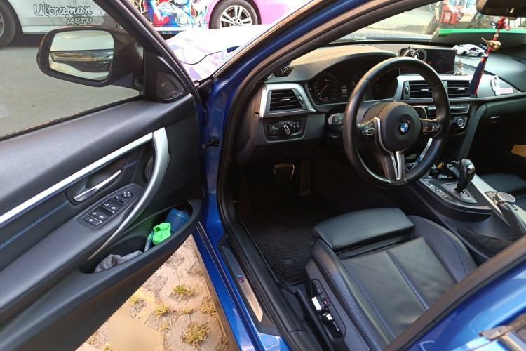 Used BMW 3 Series 2019 320i M Sport Night Edition Driver Seat