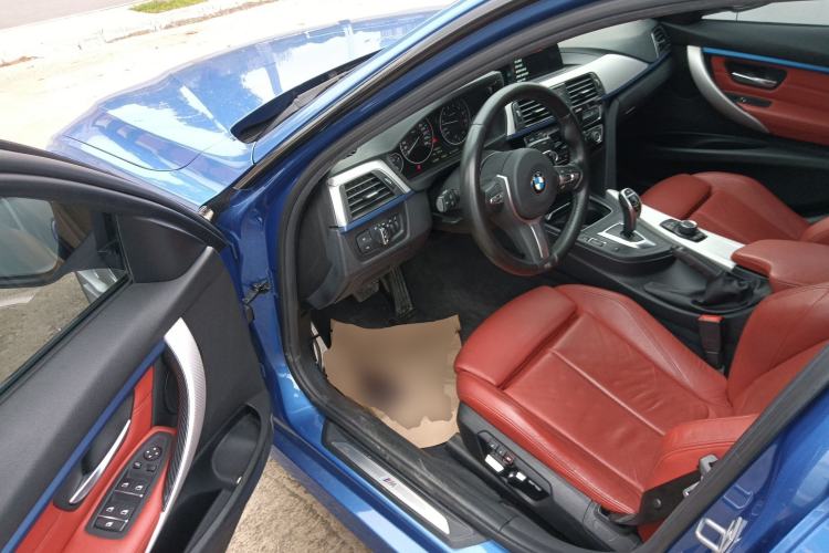 Used BMW 3 Series 2019 320i M Sport Package Driver Seat