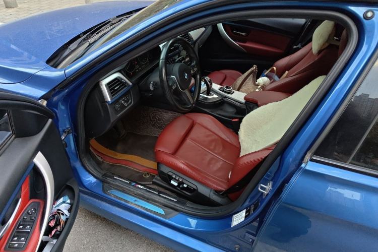 Used BMW 3 Series 2019 320i M Sport Package Driver Seat
