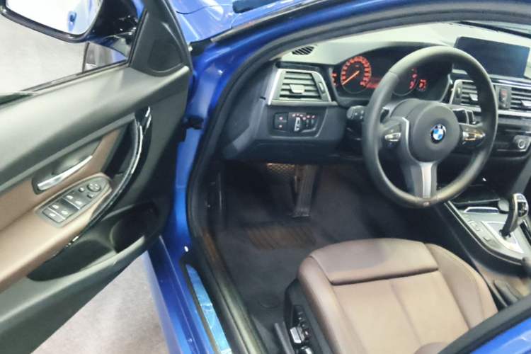 Used BMW 3 Series 2019 320Li M Sport Package Driver Seat