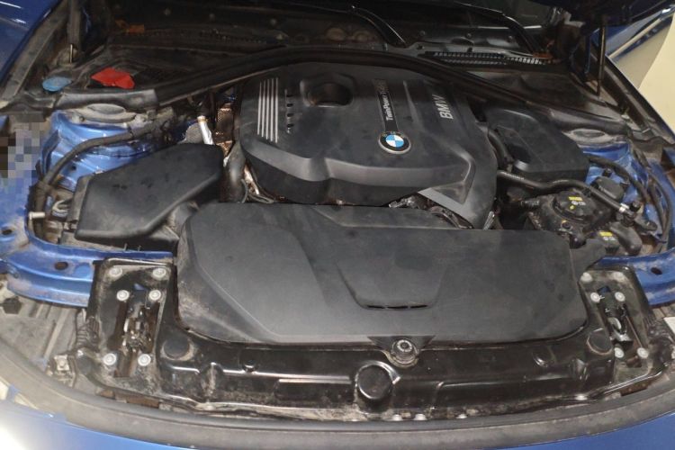 Used BMW 3 Series 2019 320Li M Sport Package Engine Bay